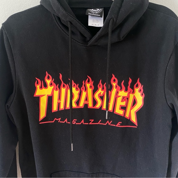 Thrasher women’s black graphic hoodie size medium skater grunge streetwear edgy - Picture 2 of 7